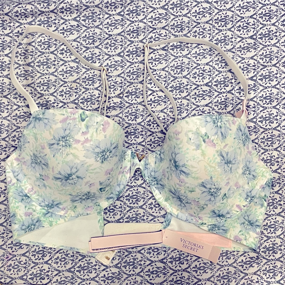 Victoria’s Secret Lined Demi Bra 32D and Panty M